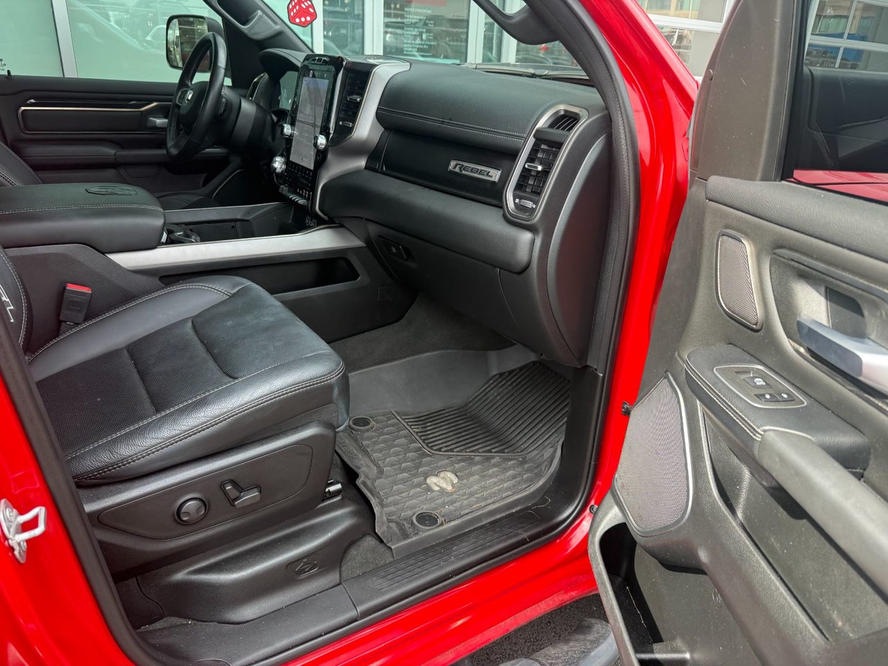 2022 Ram 1500 Rebel 5.7 level 2 pack