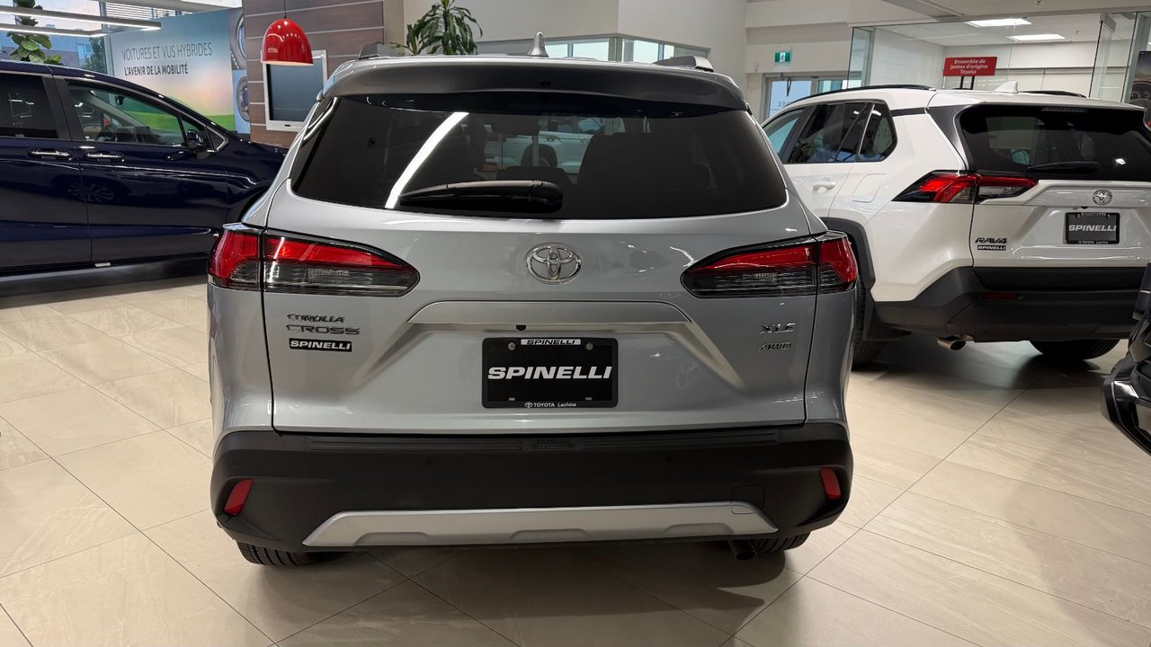 2023 Toyota Corolla Cross XLE