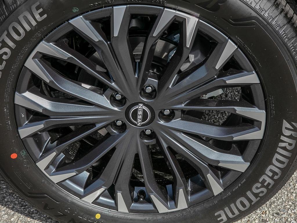2026 Nissan Rogue AWD Platinum