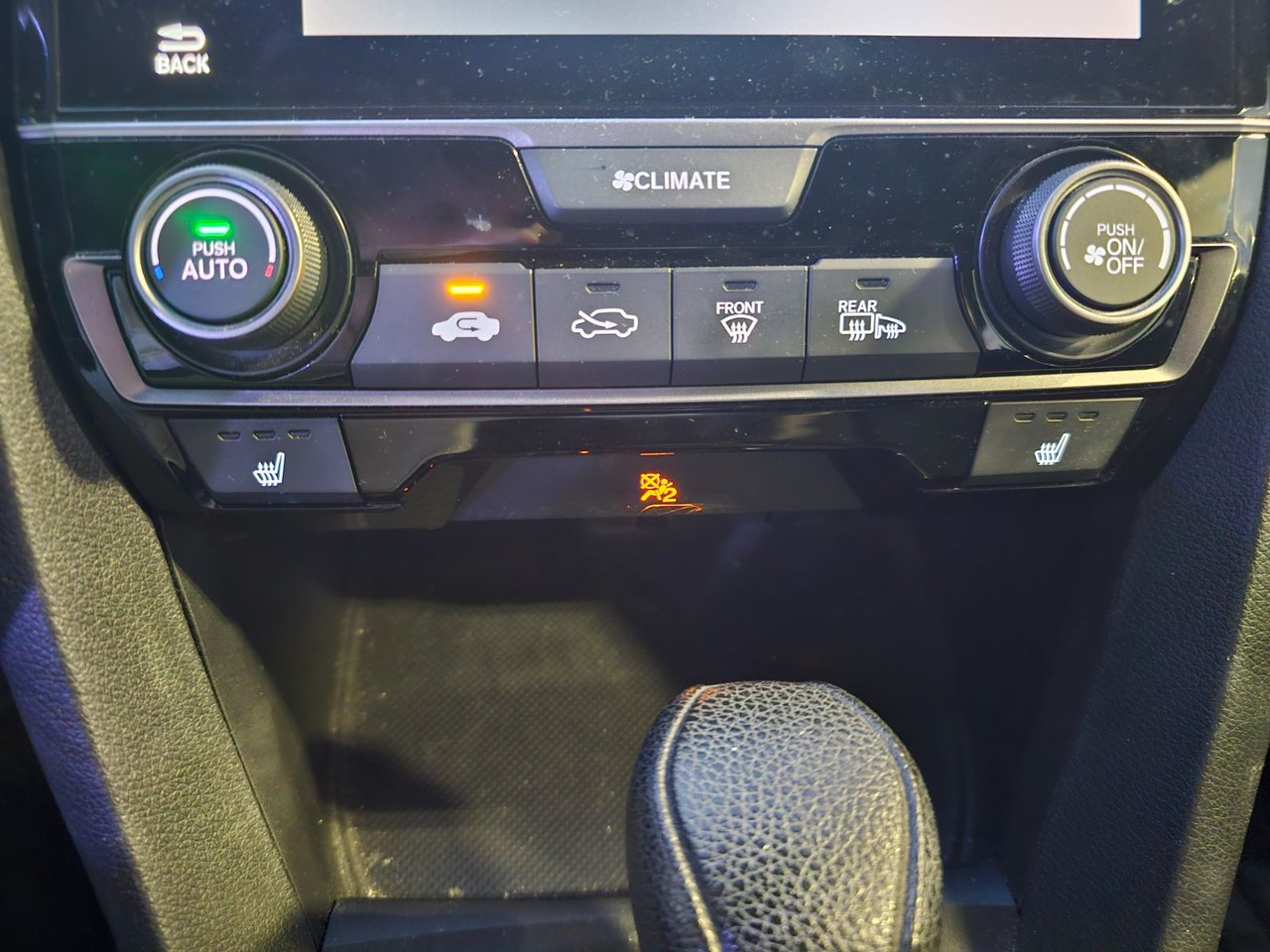 2018 Honda Civic Hatchback LX AUTO; A/C CAMERA SIEGES CHAUFFANT CARPLAY MAGS
