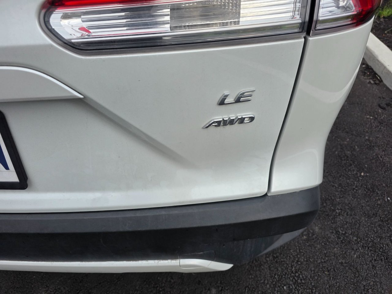 2025 Toyota Corolla Cross LE AWD