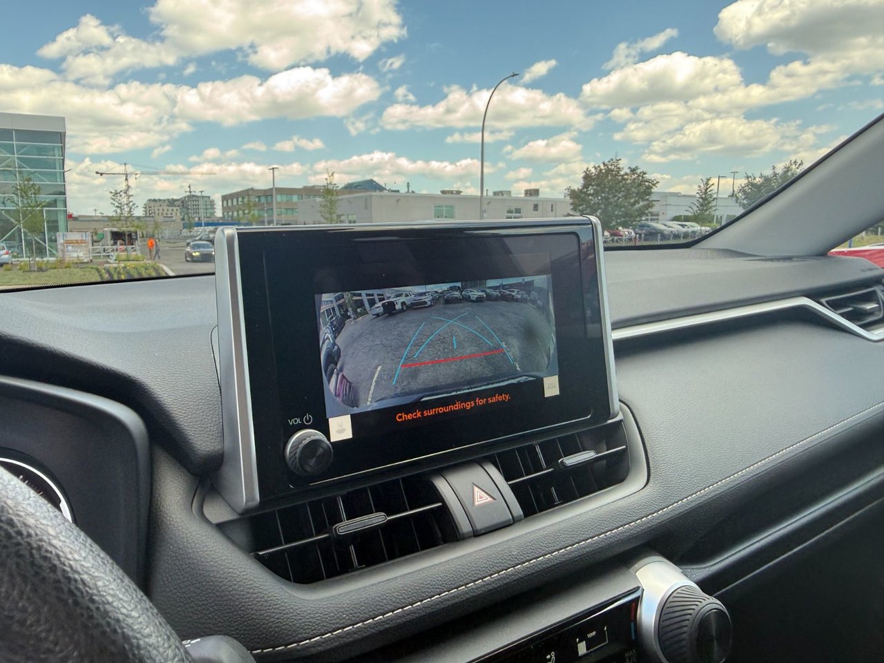 2025 Toyota RAV4 LE AWD