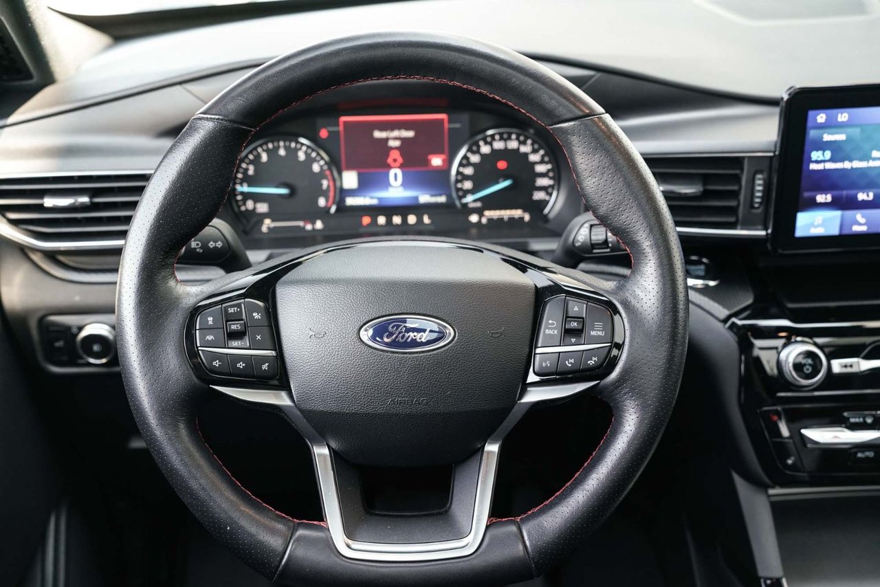 2023 Ford Explorer ST-LINE/ SIEGE CAPITAINE/ 3EM RANGÉ/ PNEUS HIVER
