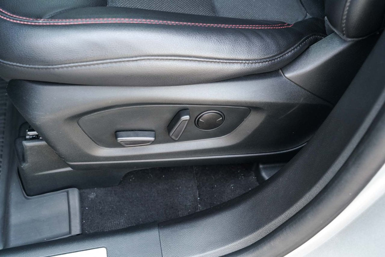 2023 Ford Explorer ST-LINE/ SIEGE CAPITAINE/ 3EM RANGÉ/ PNEUS HIVER
