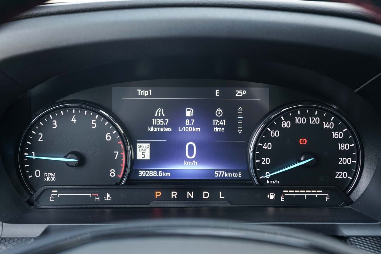 2023 Ford Explorer ST-LINE/ SIEGE CAPITAINE/ 3EM RANGÉ/ PNEUS HIVER