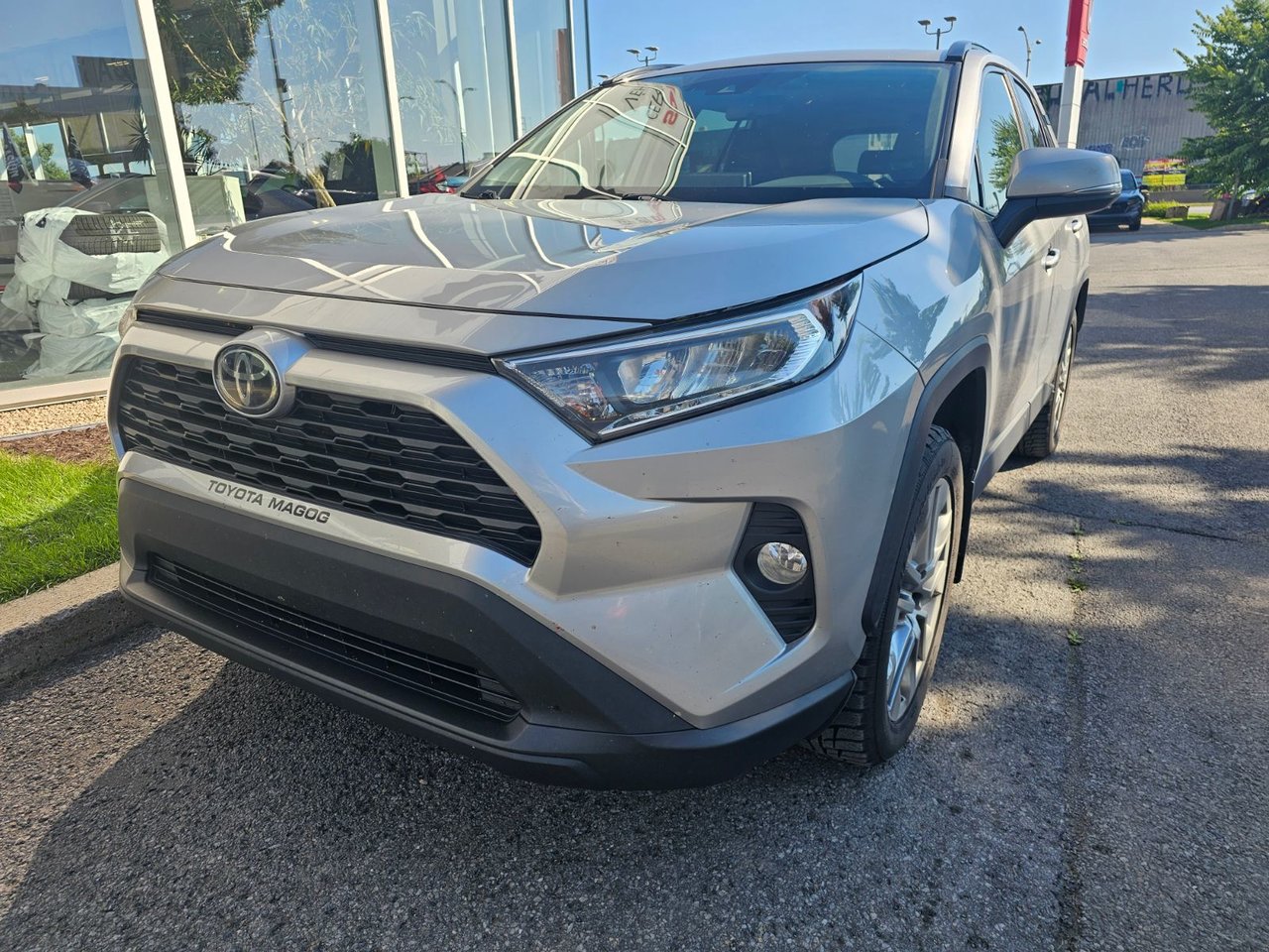 2019 Toyota RAV4 XLE PREMIUM AWD; CUIR TOIT SIEGES+VOLANT CHAUFFANT
