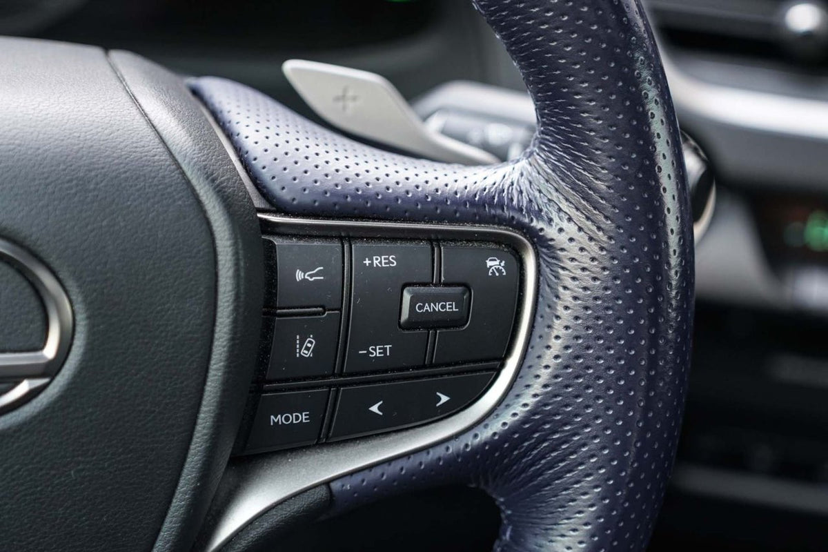 2022 Lexus UX 250h F SPORT 1 BAS KM AWD HYBRIDE CARPLAY TOIT