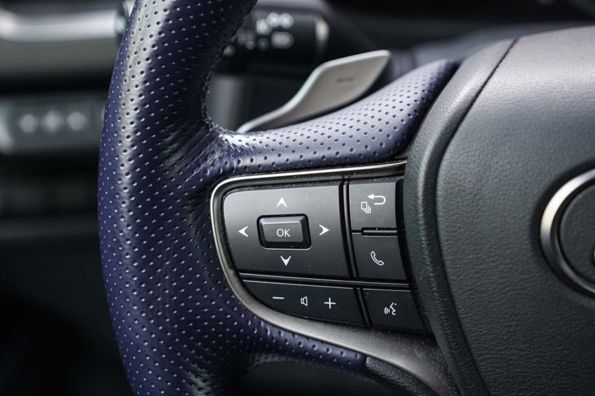 2022 Lexus UX 250h F SPORT 1 BAS KM AWD HYBRIDE CARPLAY TOIT