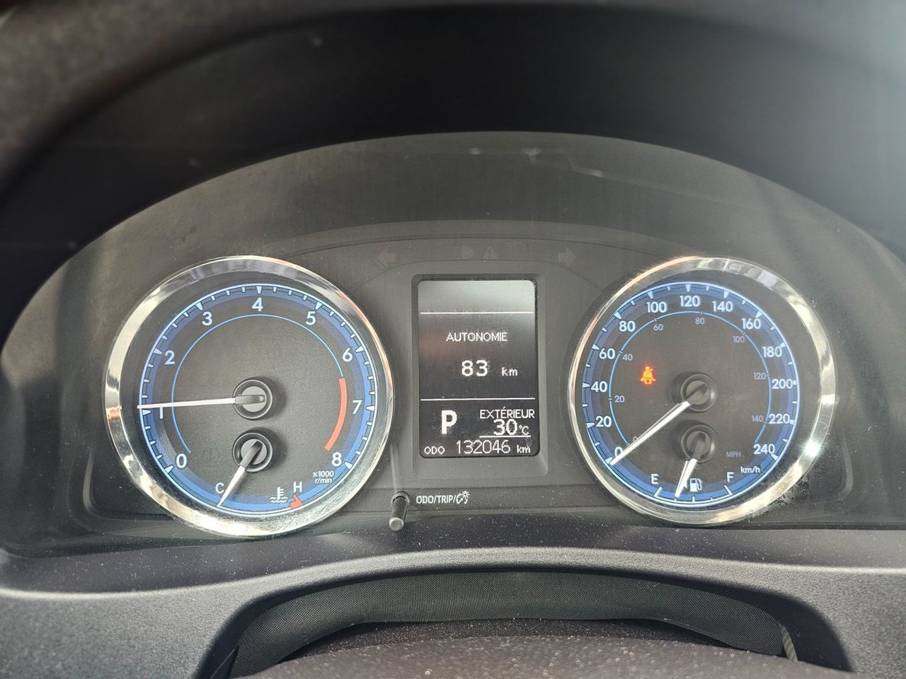 2017 Toyota Corolla LE UPGRADE; TOIT CAMERA SIEGES CHAUFFANT MAGS