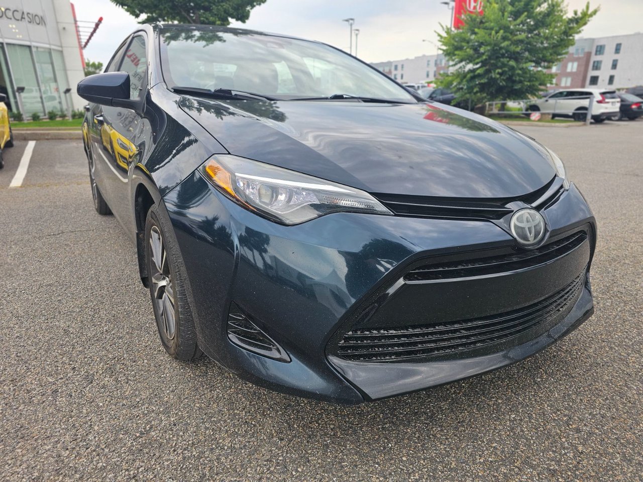2017 Toyota Corolla LE UPGRADE; TOIT CAMERA SIEGES CHAUFFANT MAGS