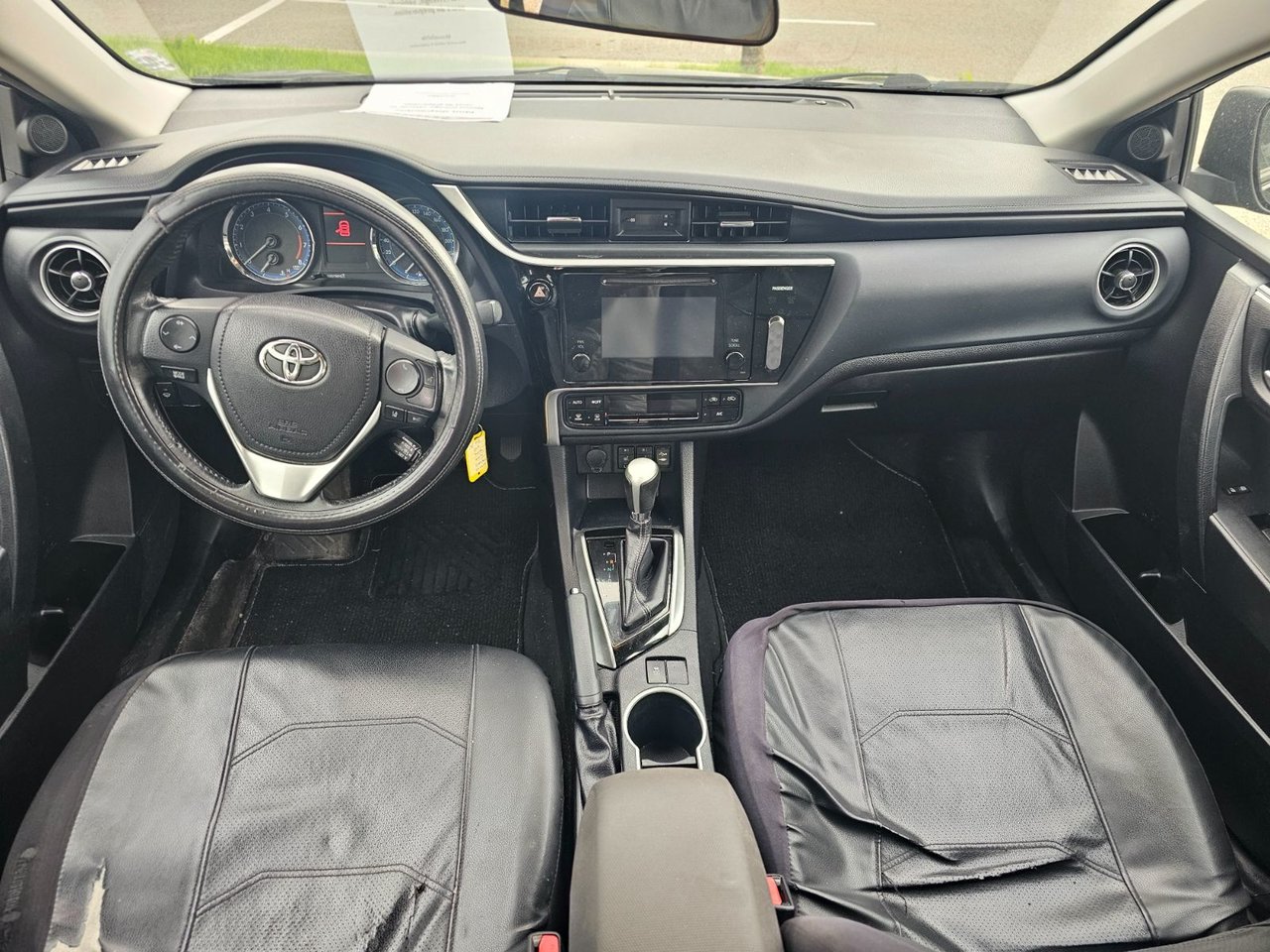 2017 Toyota Corolla LE UPGRADE; TOIT CAMERA SIEGES CHAUFFANT MAGS