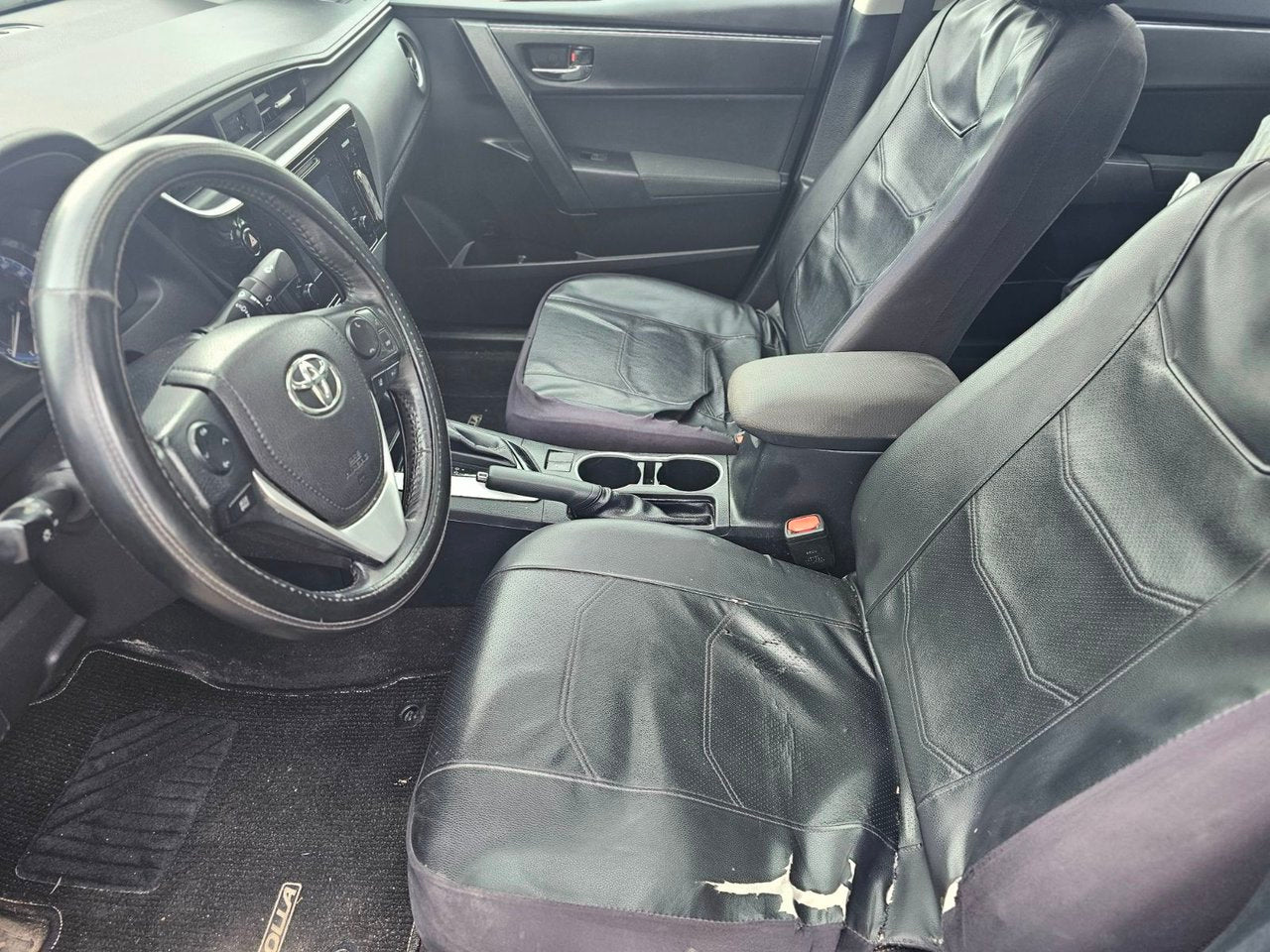 2017 Toyota Corolla LE UPGRADE; TOIT CAMERA SIEGES CHAUFFANT MAGS