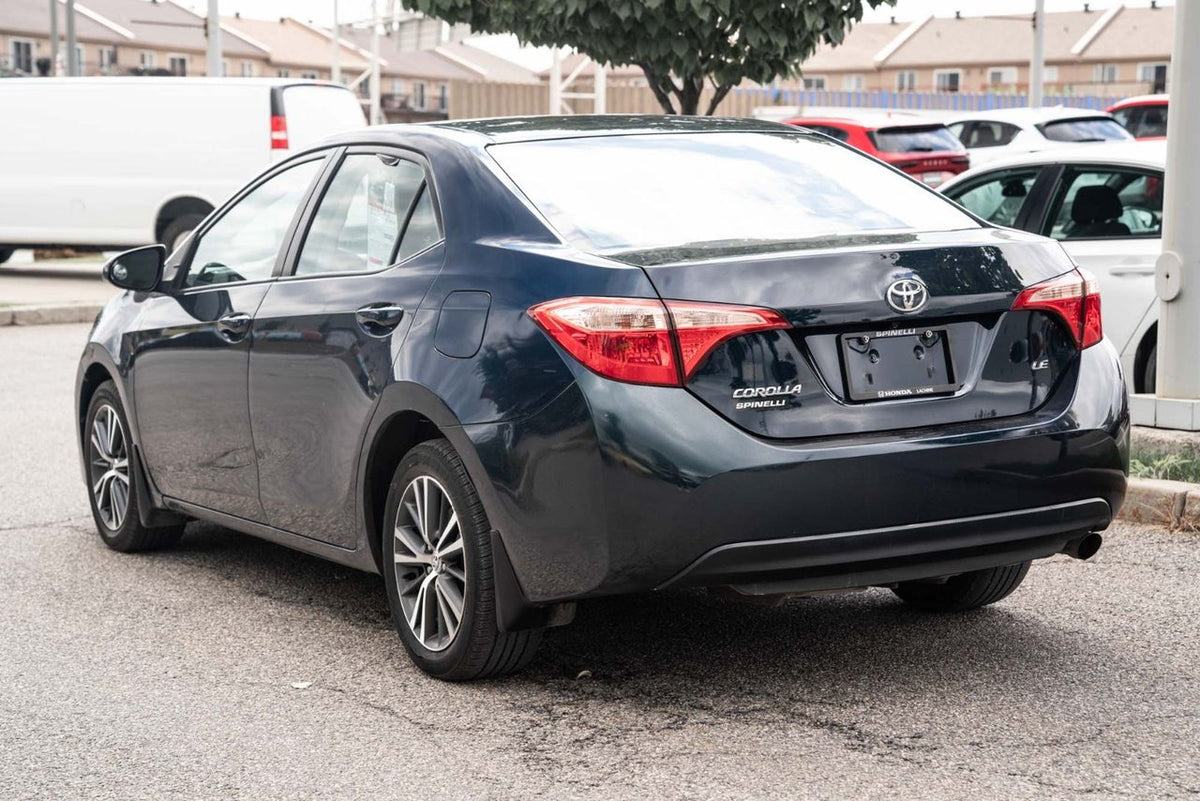 2017 Toyota Corolla LE UPGRADE; TOIT CAMERA SIEGES CHAUFFANT MAGS
