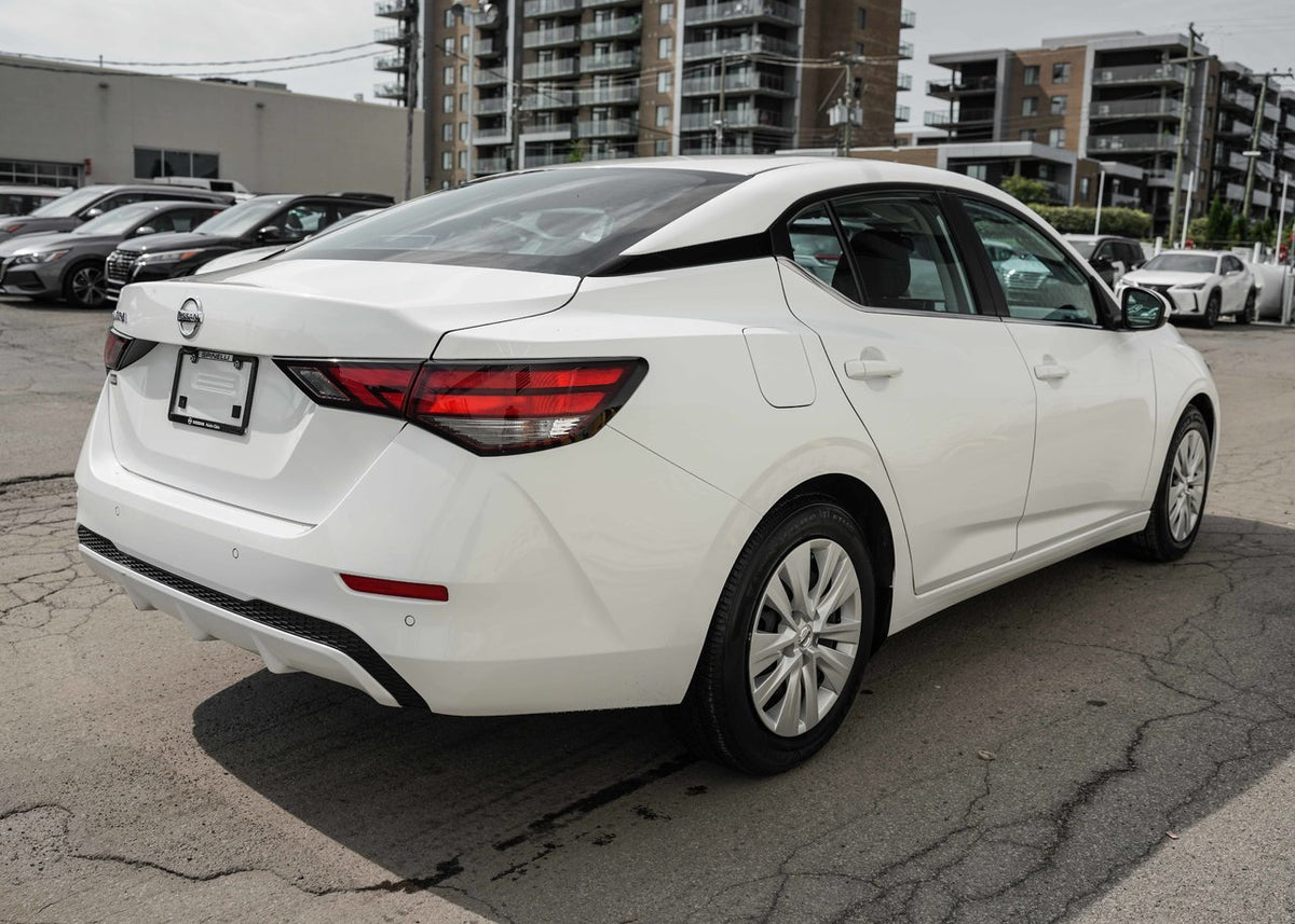 2023 Nissan Sentra S PLUS