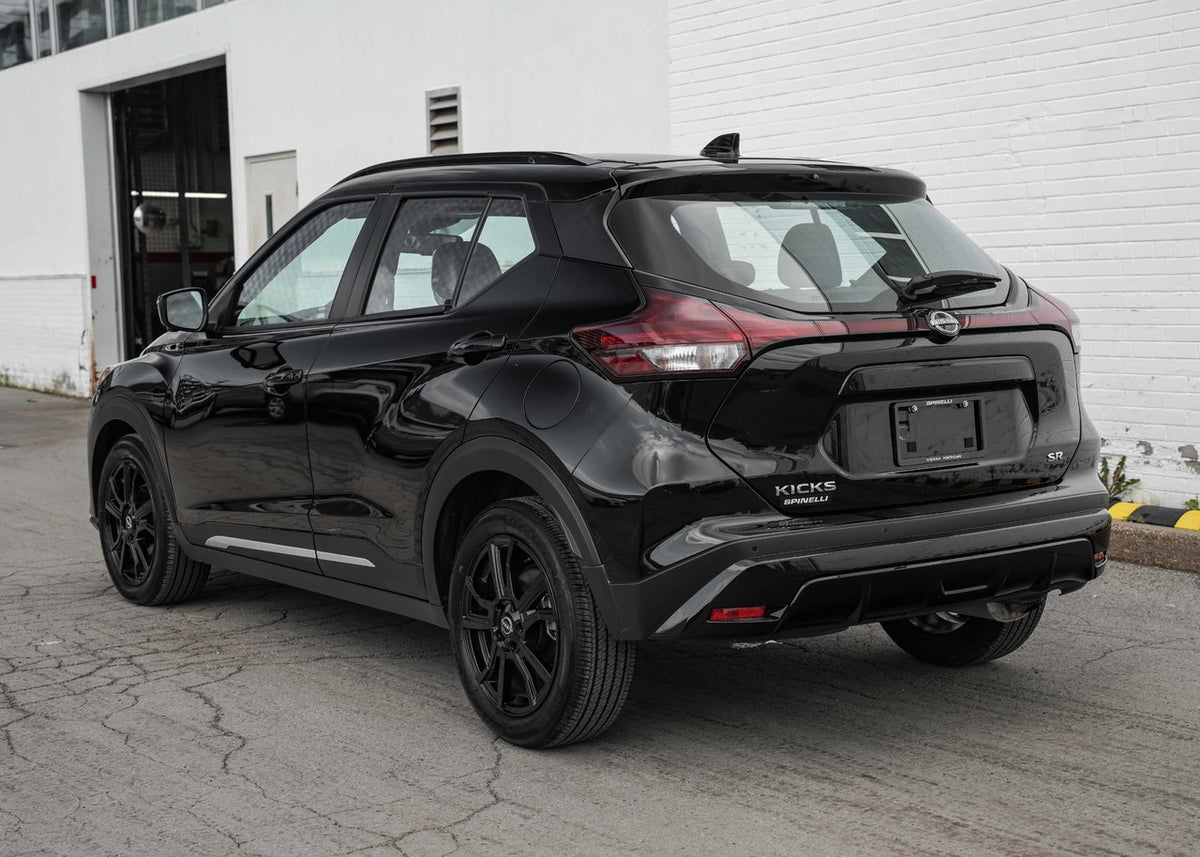 2024 Nissan Kicks SR Premium