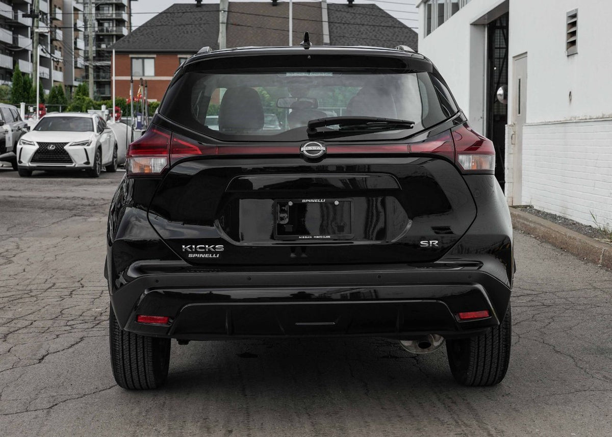 2024 Nissan Kicks SR Premium