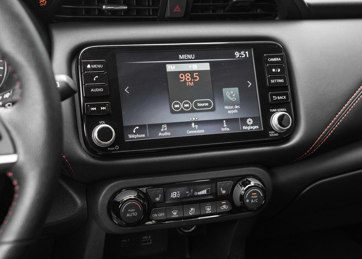 2024 Nissan Kicks SR Premium