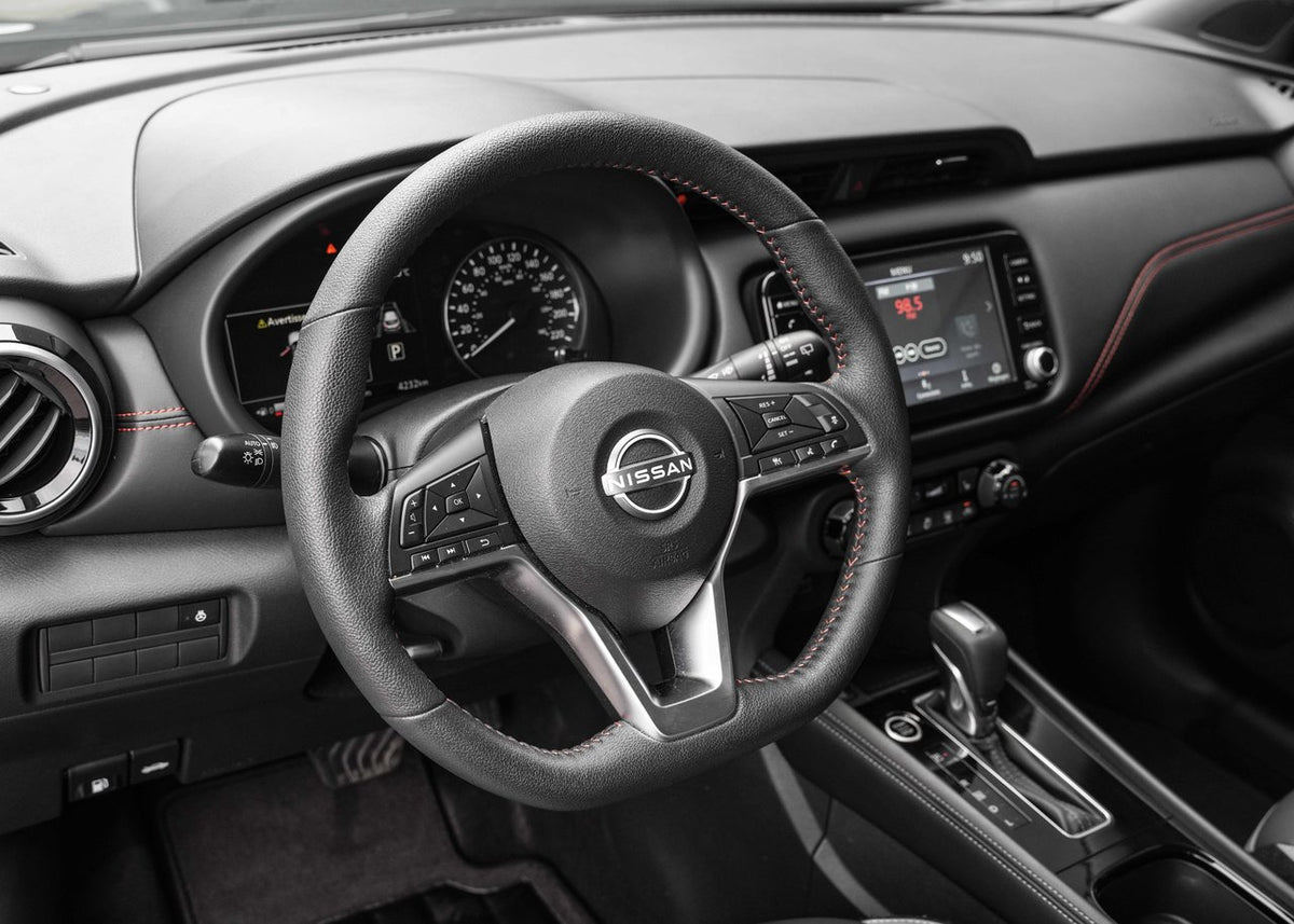 2024 Nissan Kicks SR Premium