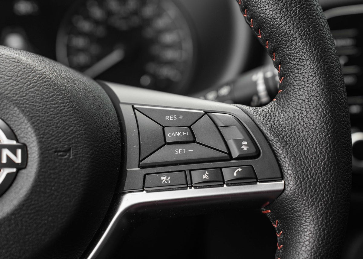 2024 Nissan Kicks SR Premium