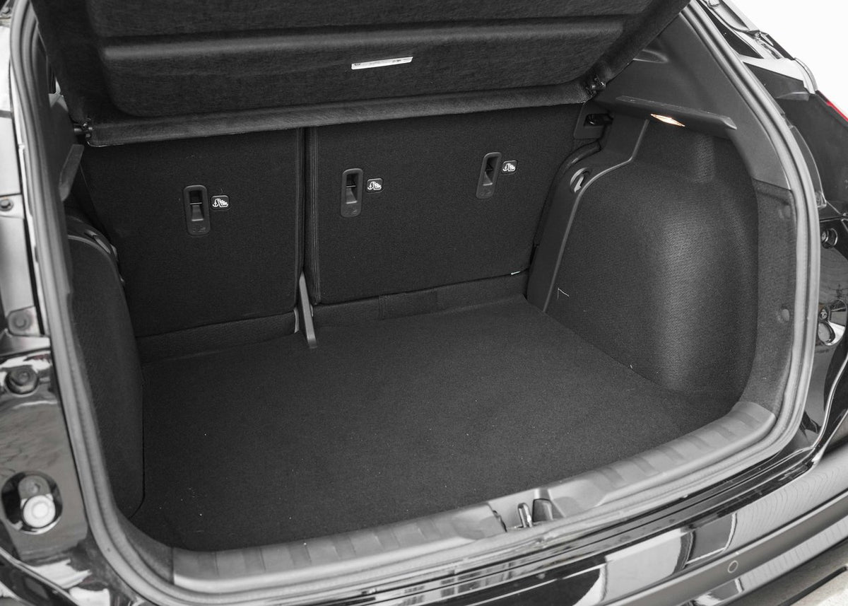 2024 Nissan Kicks SR Premium