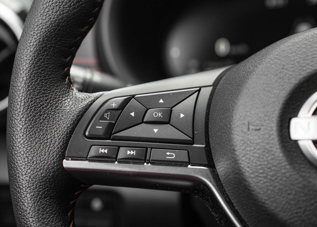 2024 Nissan Kicks SR Premium