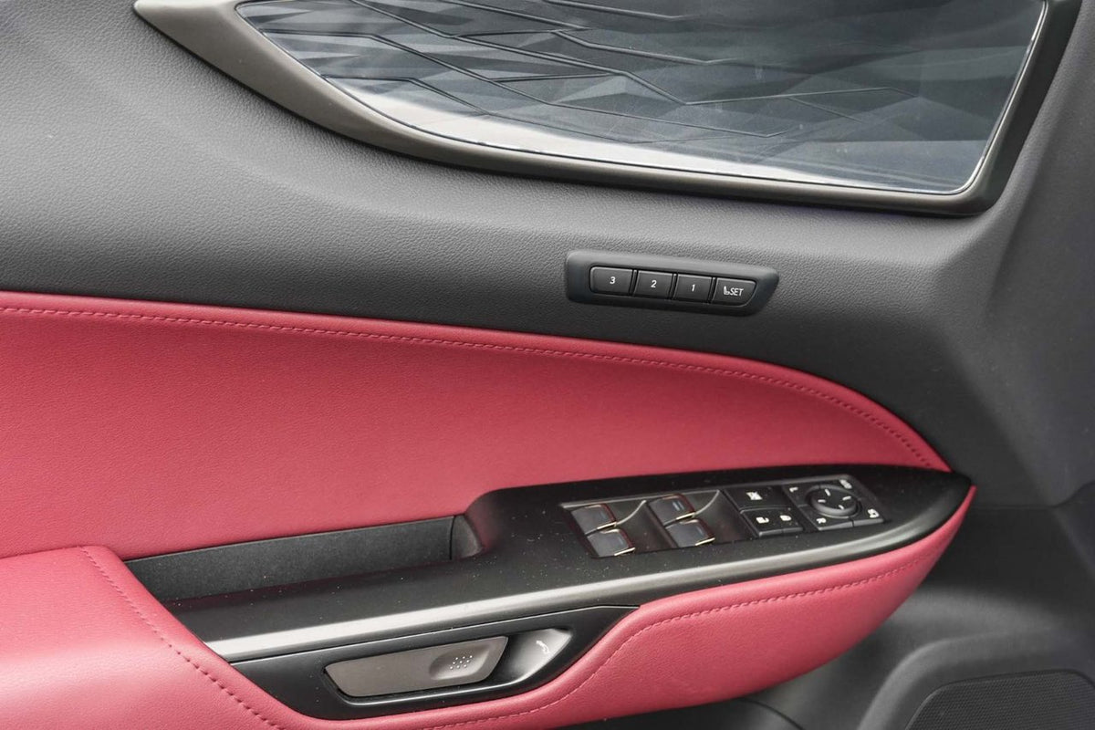 2025 Lexus NX 350 DEMO LUXURY AWD CUIR ROUGE TOIT NAVI CARPLAY