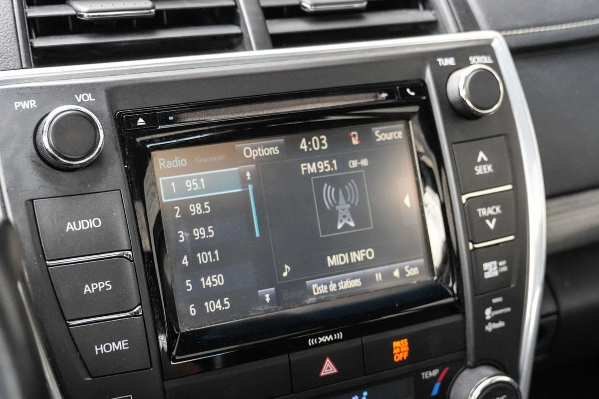 2017 Toyota Camry Hybrid XLE HYBRID