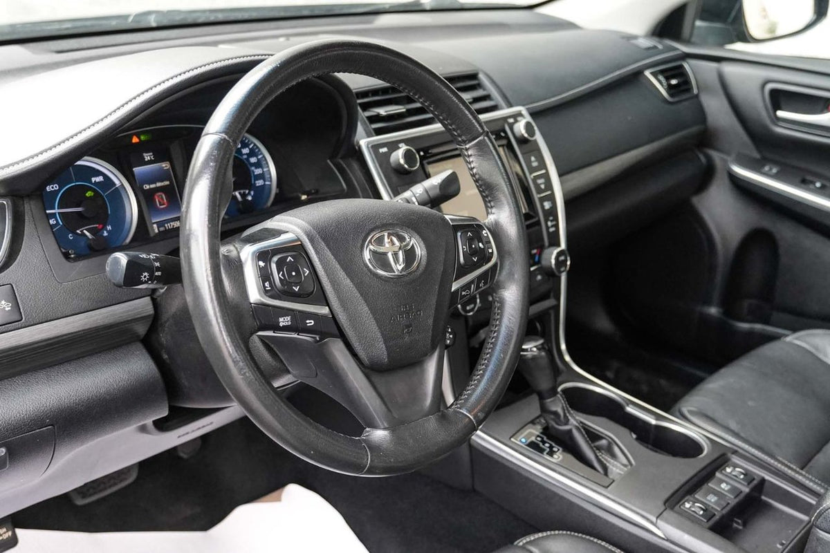 2017 Toyota Camry Hybrid XLE HYBRID
