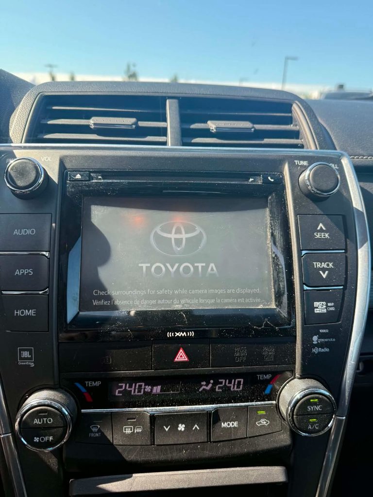 2017 Toyota Camry Hybrid XLE HYBRID