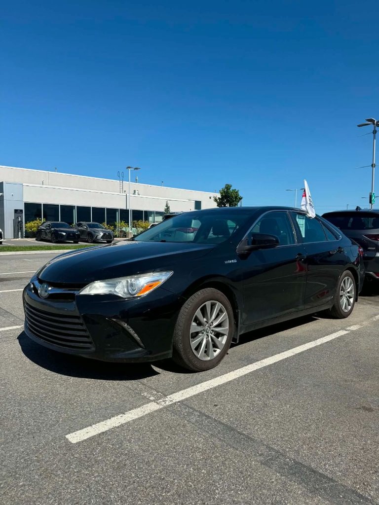 2017 Toyota Camry Hybrid XLE HYBRID