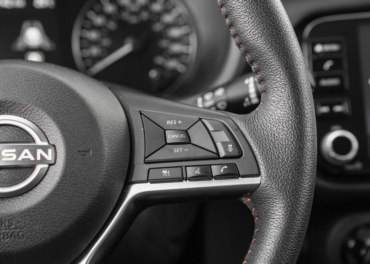 2024 Nissan Kicks SR Premium