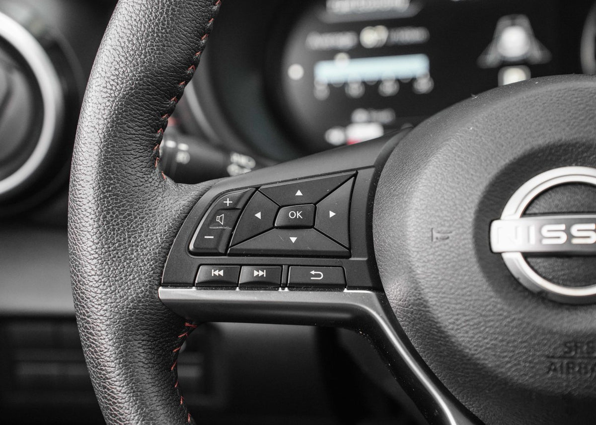 2024 Nissan Kicks SR Premium