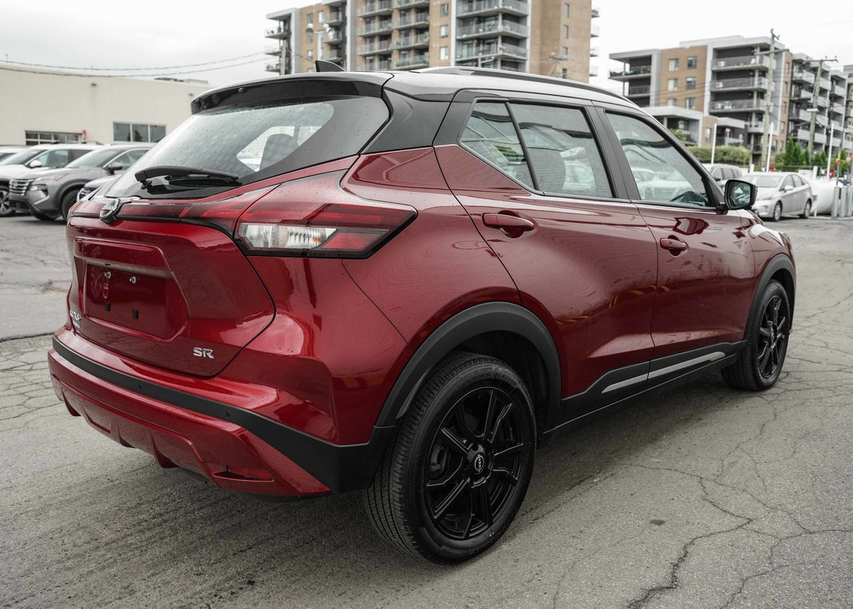 2024 Nissan Kicks SR Premium