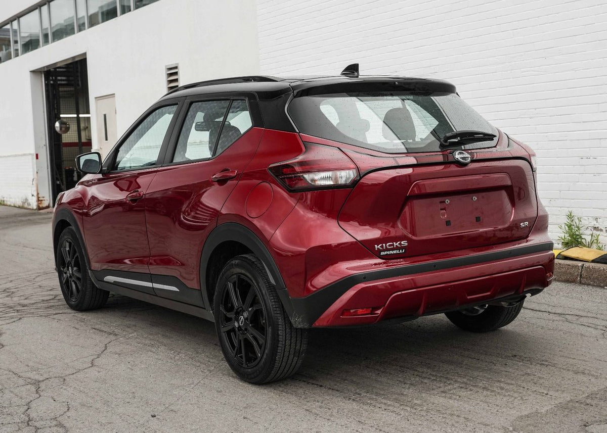 2024 Nissan Kicks SR Premium