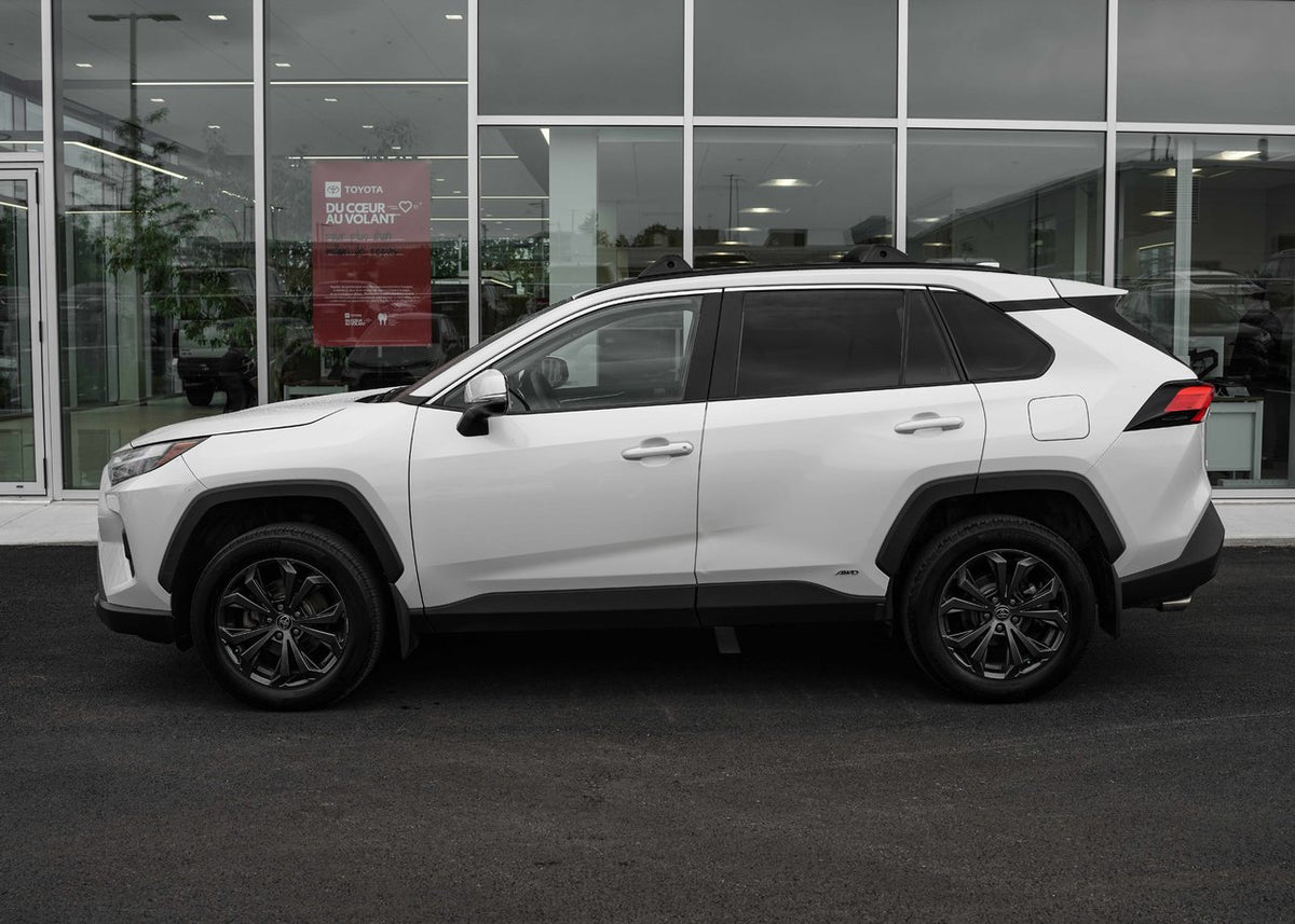 2023 Toyota RAV4 Hybrid XLE