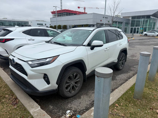 2023 Toyota RAV4 Hybrid XLE
