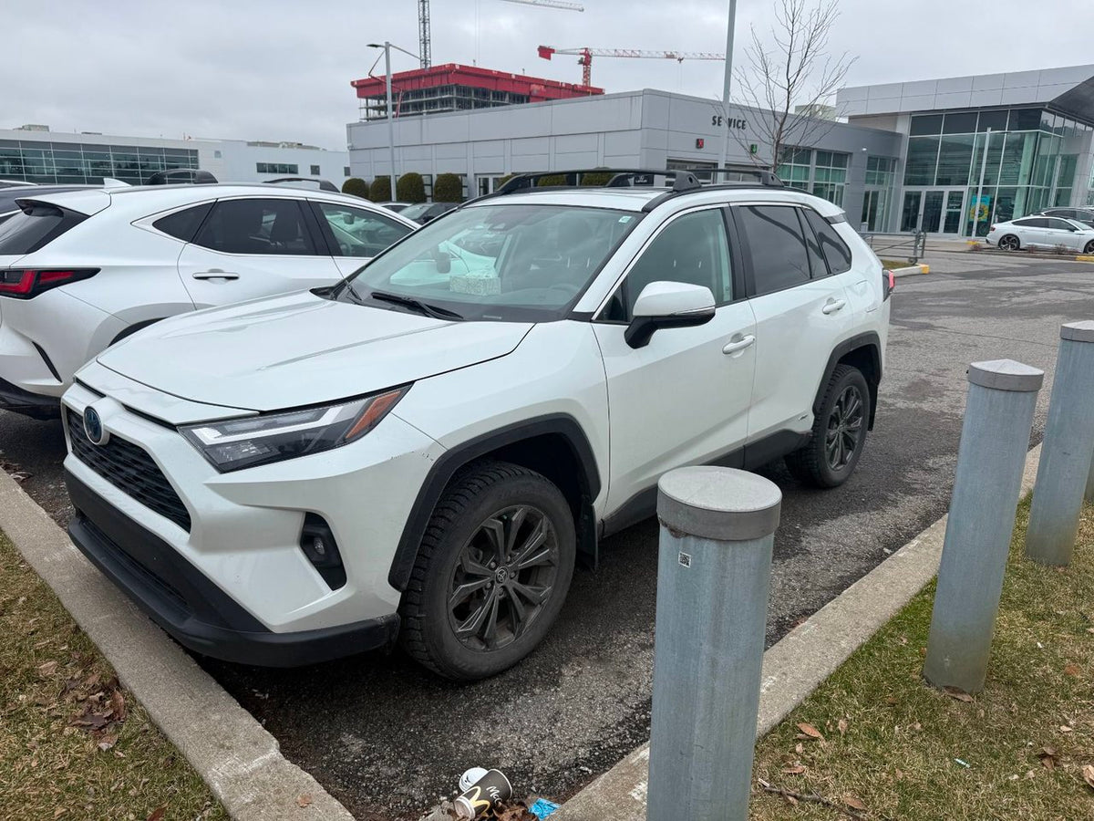 2023 Toyota RAV4 Hybrid XLE