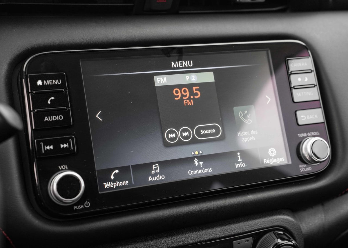 2024 Nissan Kicks SR Premium