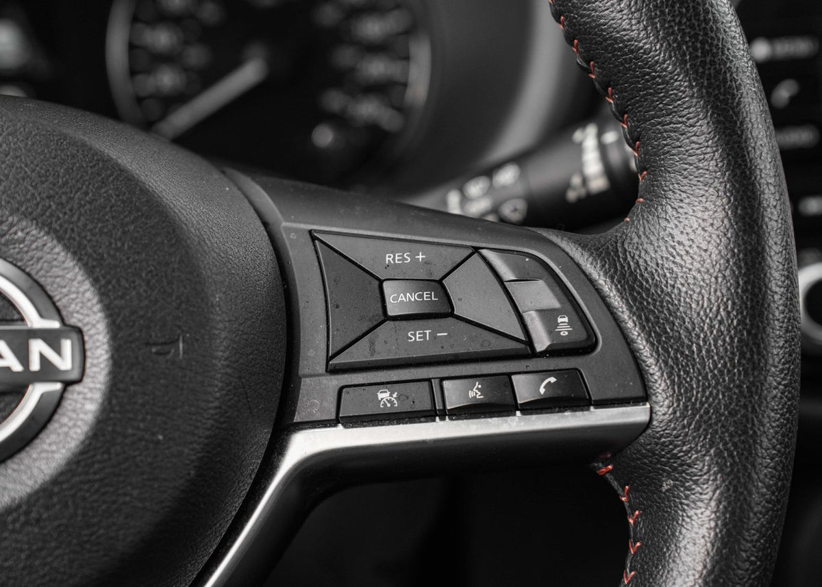 2024 Nissan Kicks SR Premium