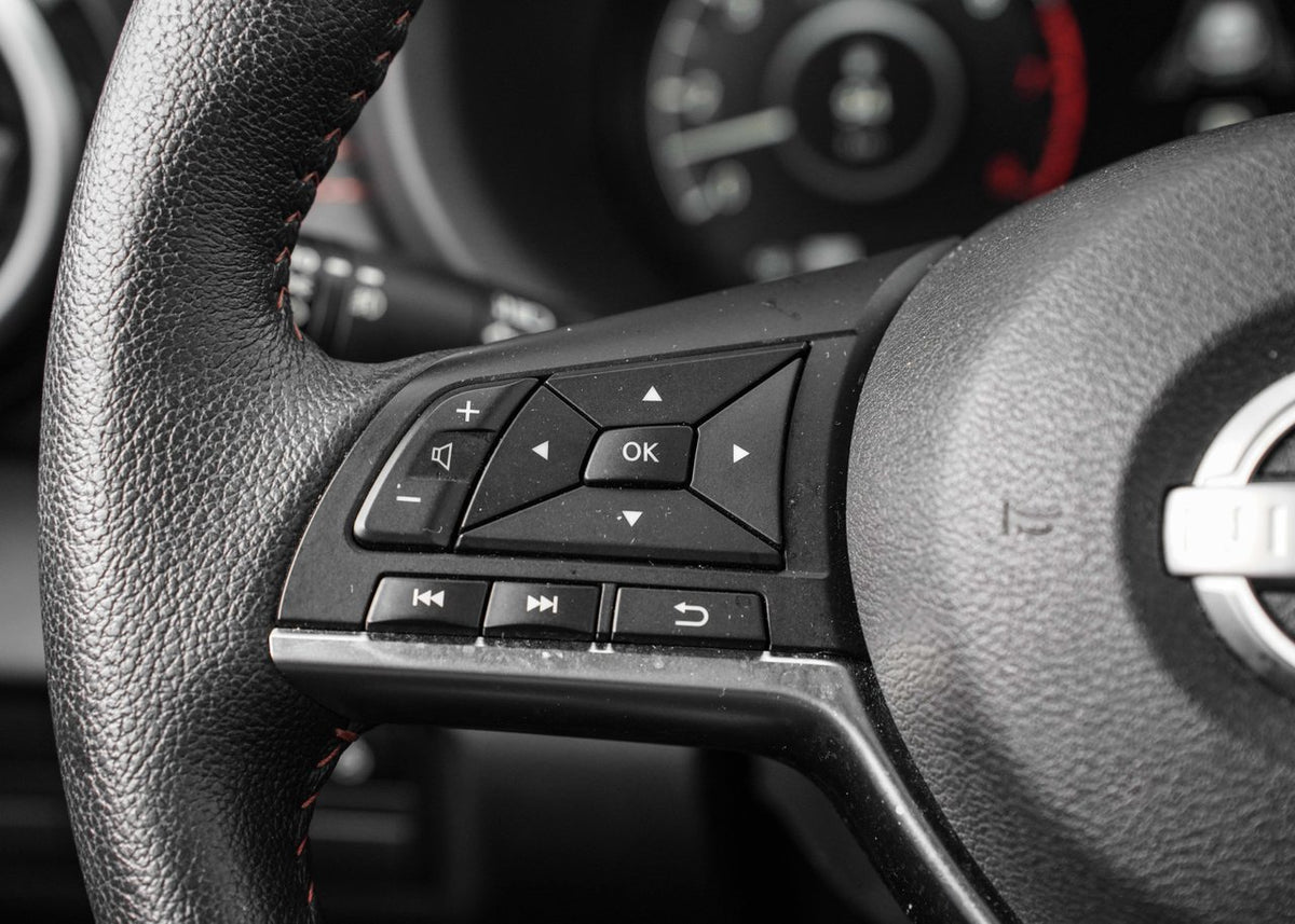 2024 Nissan Kicks SR Premium