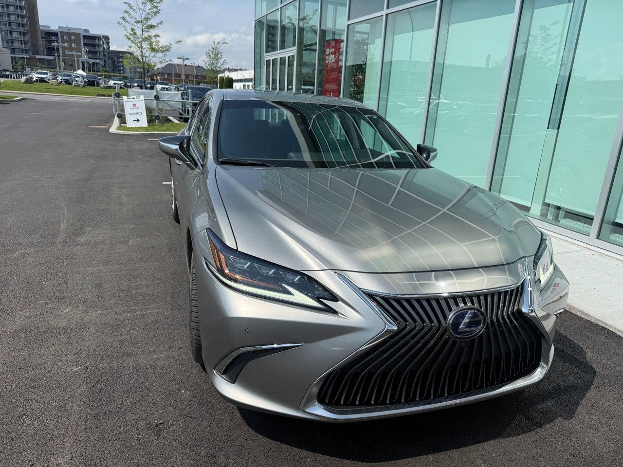 2020 Lexus ES **ULTRA LUXURY HYBRIDE**