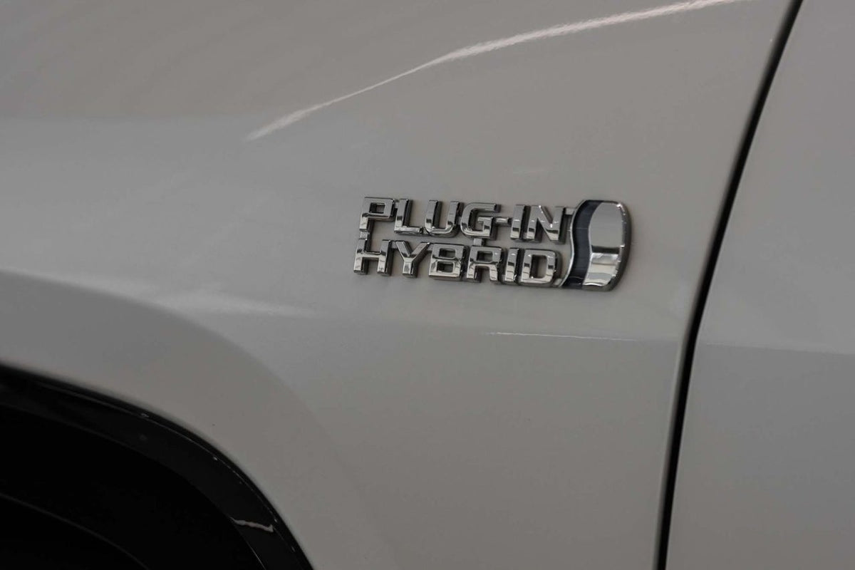 2021 Toyota RAV4 Prime XSE TECH PACKAGE