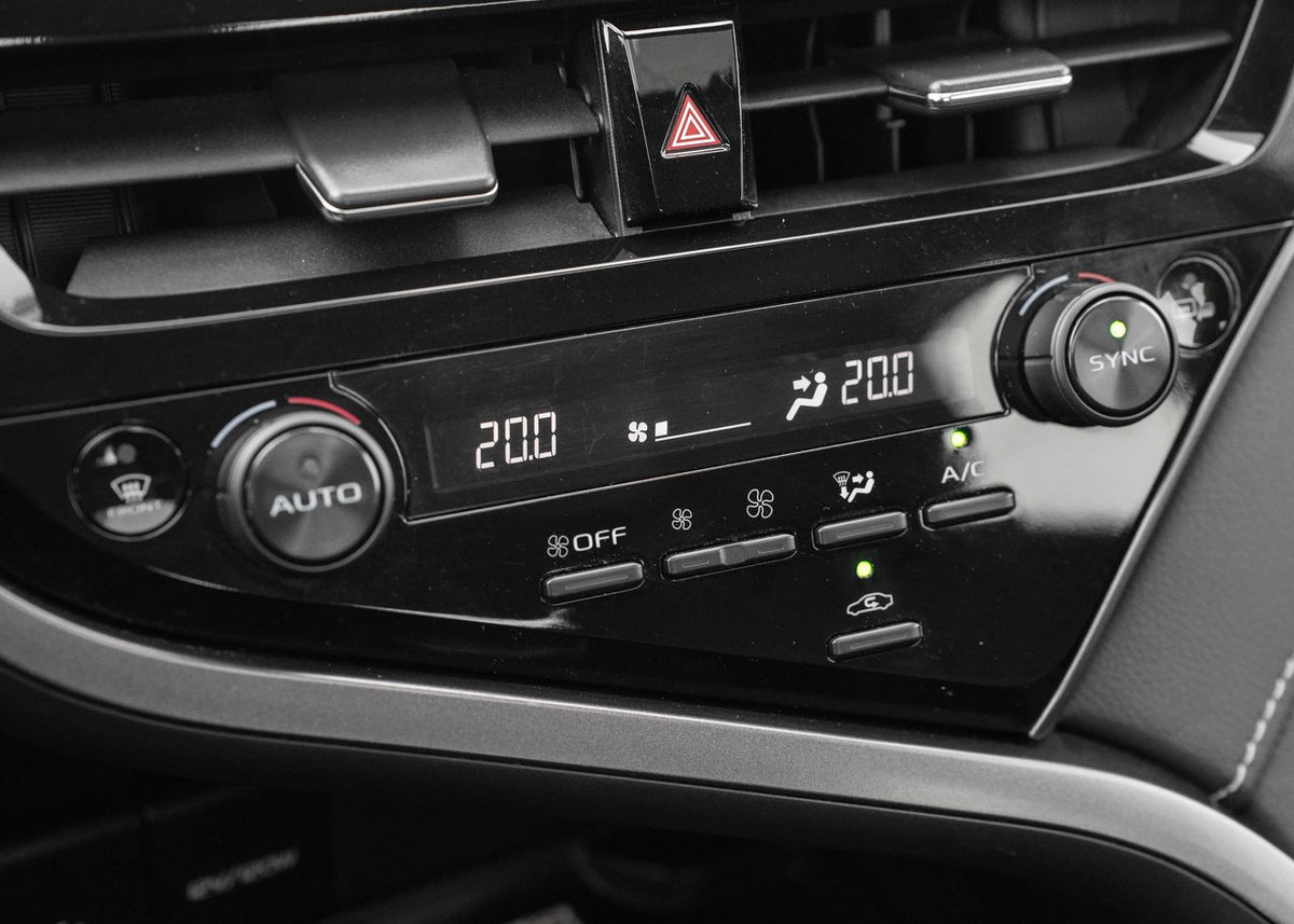 2023 Toyota Camry SE UPGRADE