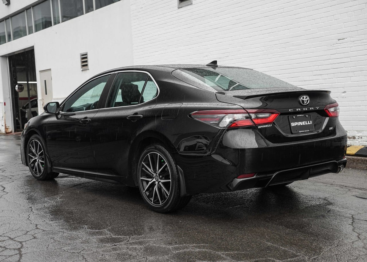 2023 Toyota Camry SE UPGRADE