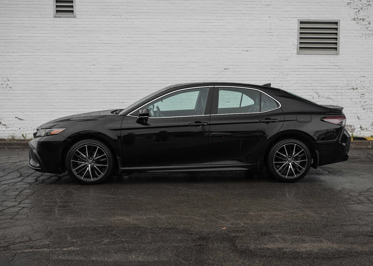 2023 Toyota Camry SE UPGRADE