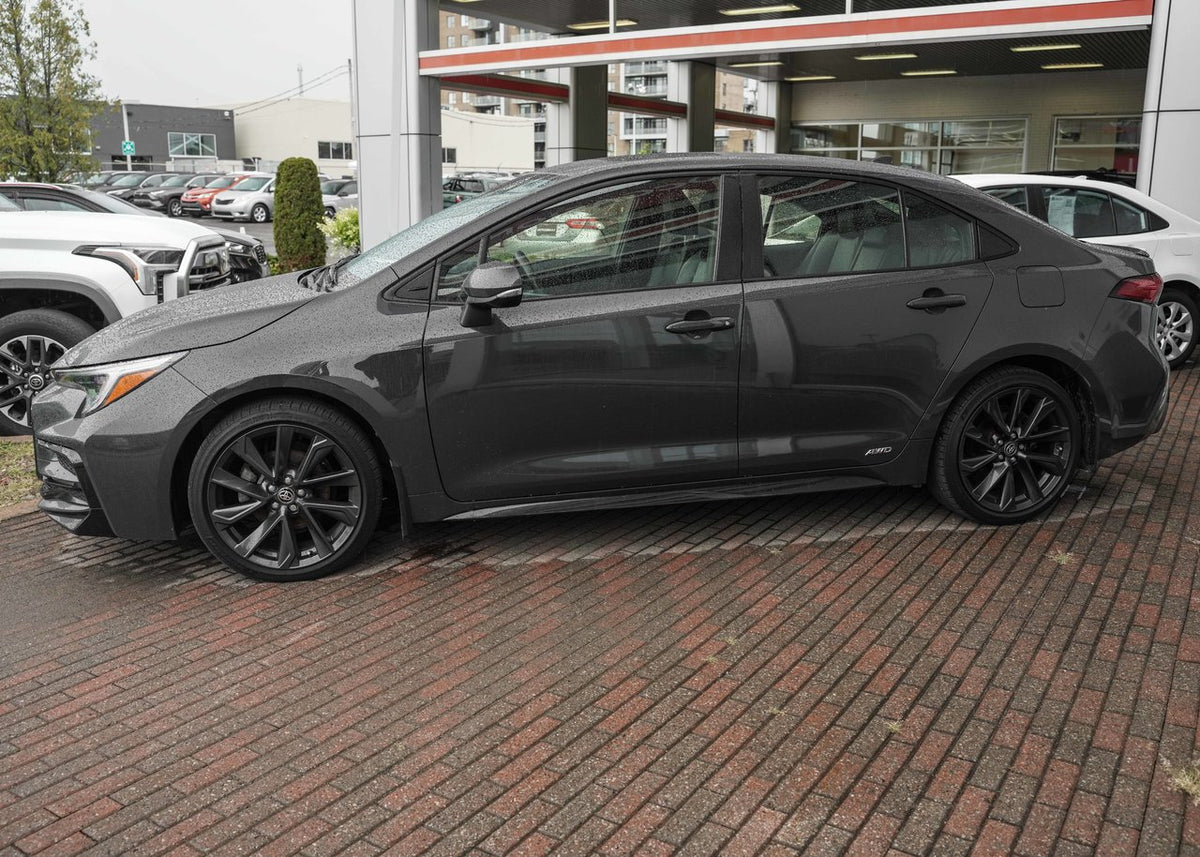 2024 Toyota Corolla XSE AWD