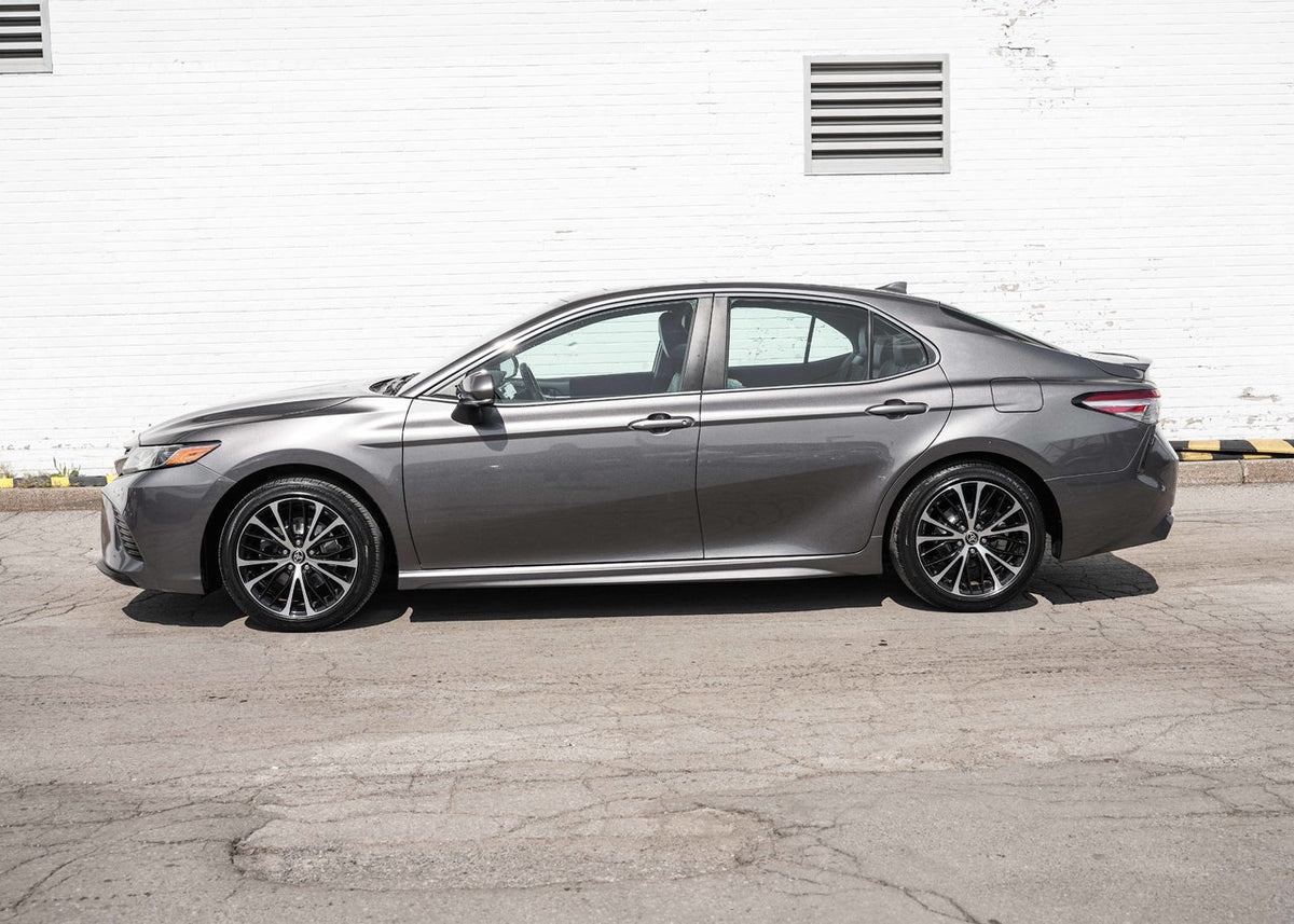 2020 Toyota Camry SE UPGRADE