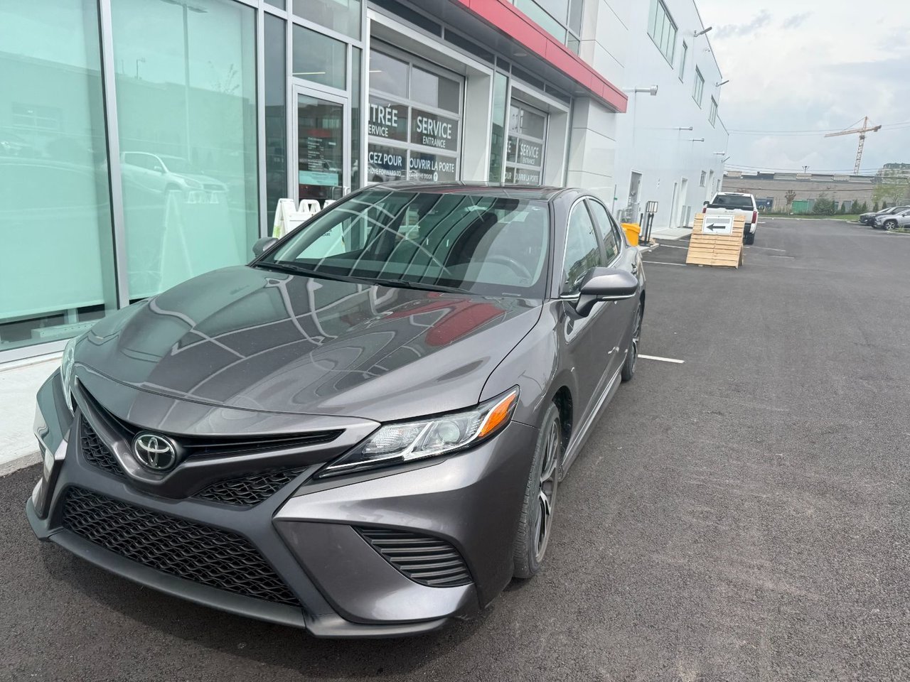 2020 Toyota Camry SE UPGRADE