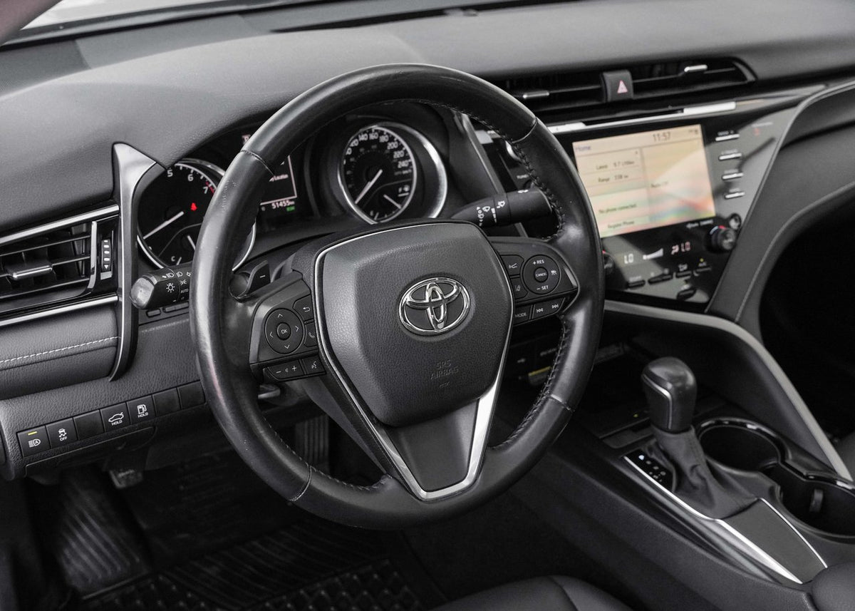 2020 Toyota Camry SE UPGRADE