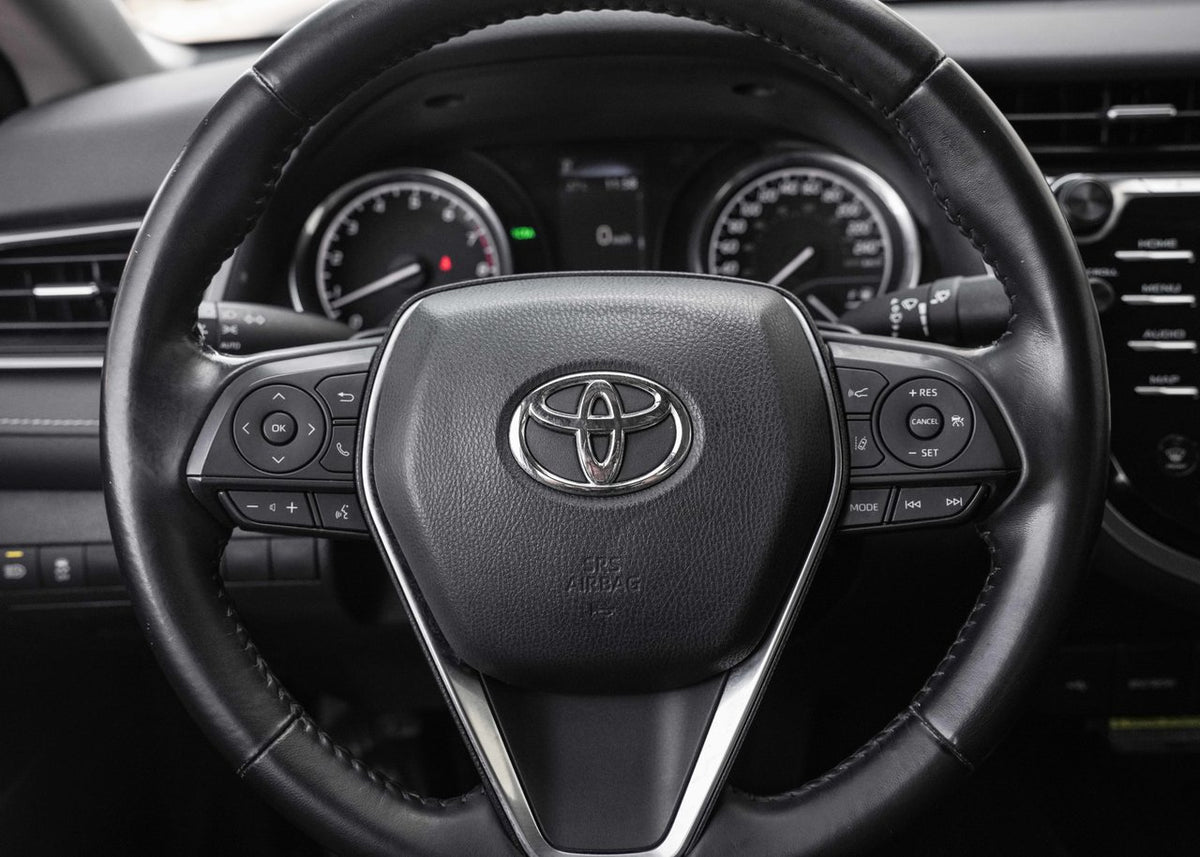 2020 Toyota Camry SE UPGRADE